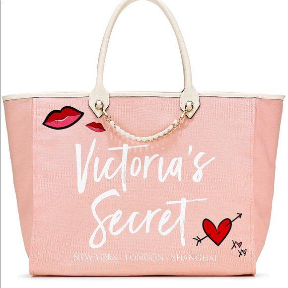 Victoria's Secret Handbags - Victoria Secret tote🔥❤️❤️💖